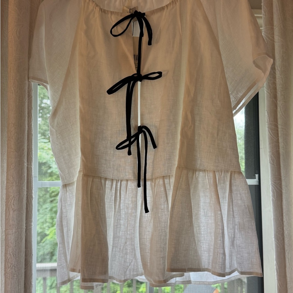 DISSH White Linen Top with Black Tie